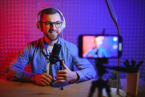Quels sont les avantages des podcasts pour le marketing B2B d'une entreprise de technologie de pointe?