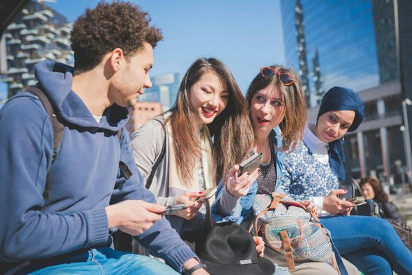 Quelles techniques de gamification peuvent être utilisées pour améliorer l'engagement des employés dans les formations ?